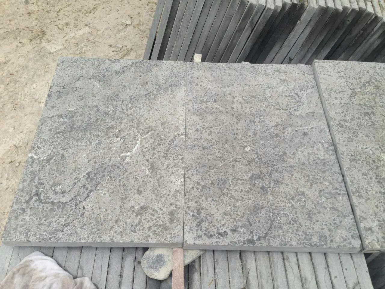 Flamed Blue Limestone Tile Outdoor Floor Tile / Paving Tile
