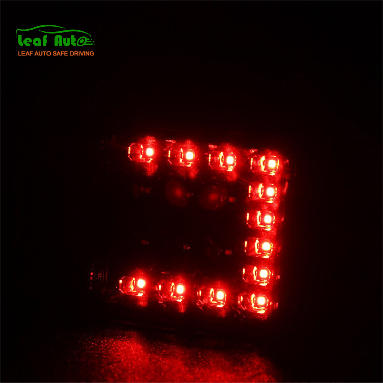 Задний противотуманный фонарь и габаритный свет для Jeep Wrangler JK (2007-2016)