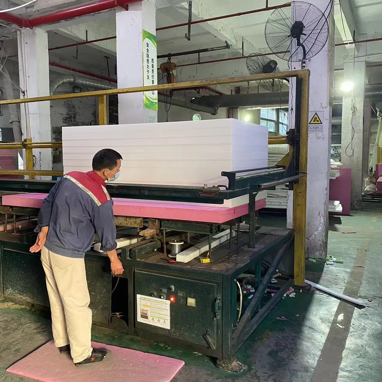 Jialiang White Polystyrene Ceiling Light Insulated Ceiling Can Be Painted Green