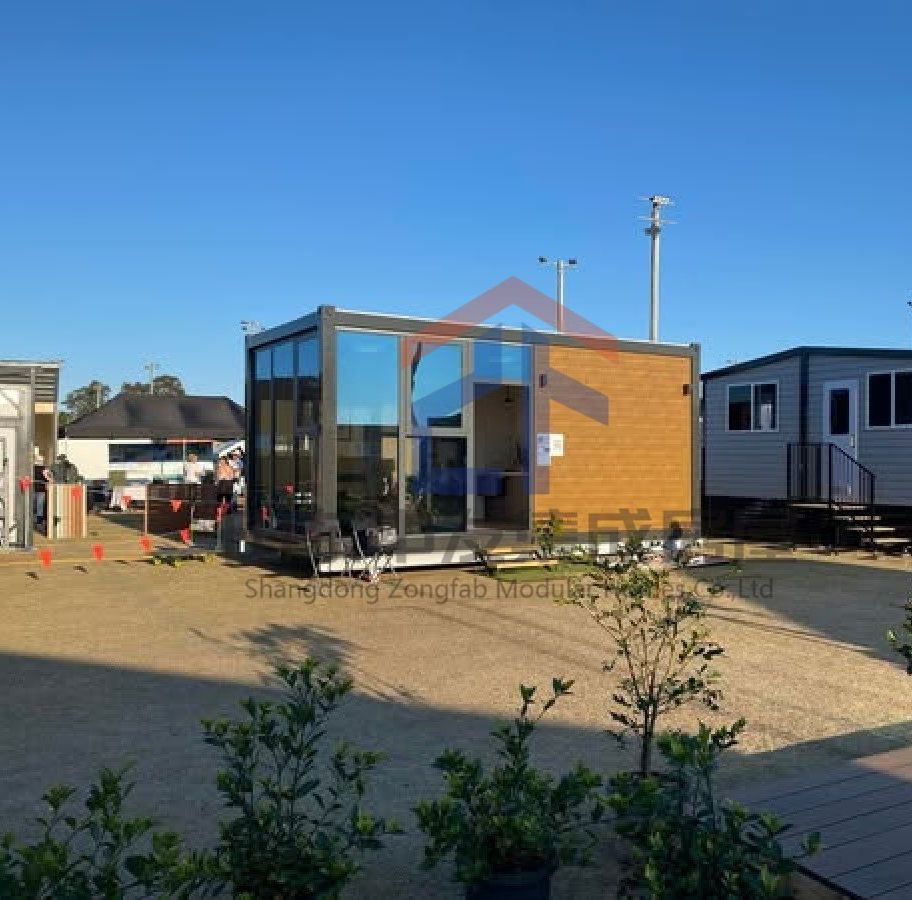 Factory Price Luxury Mobile Portab Tiny Prefab Container Modular Prefabricated House Campsite Hotel Resort Yard Camp