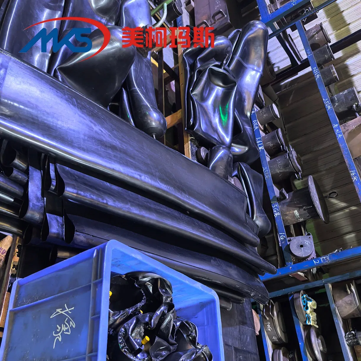 Гидравлический аккумулятор FPU газового типа MKS