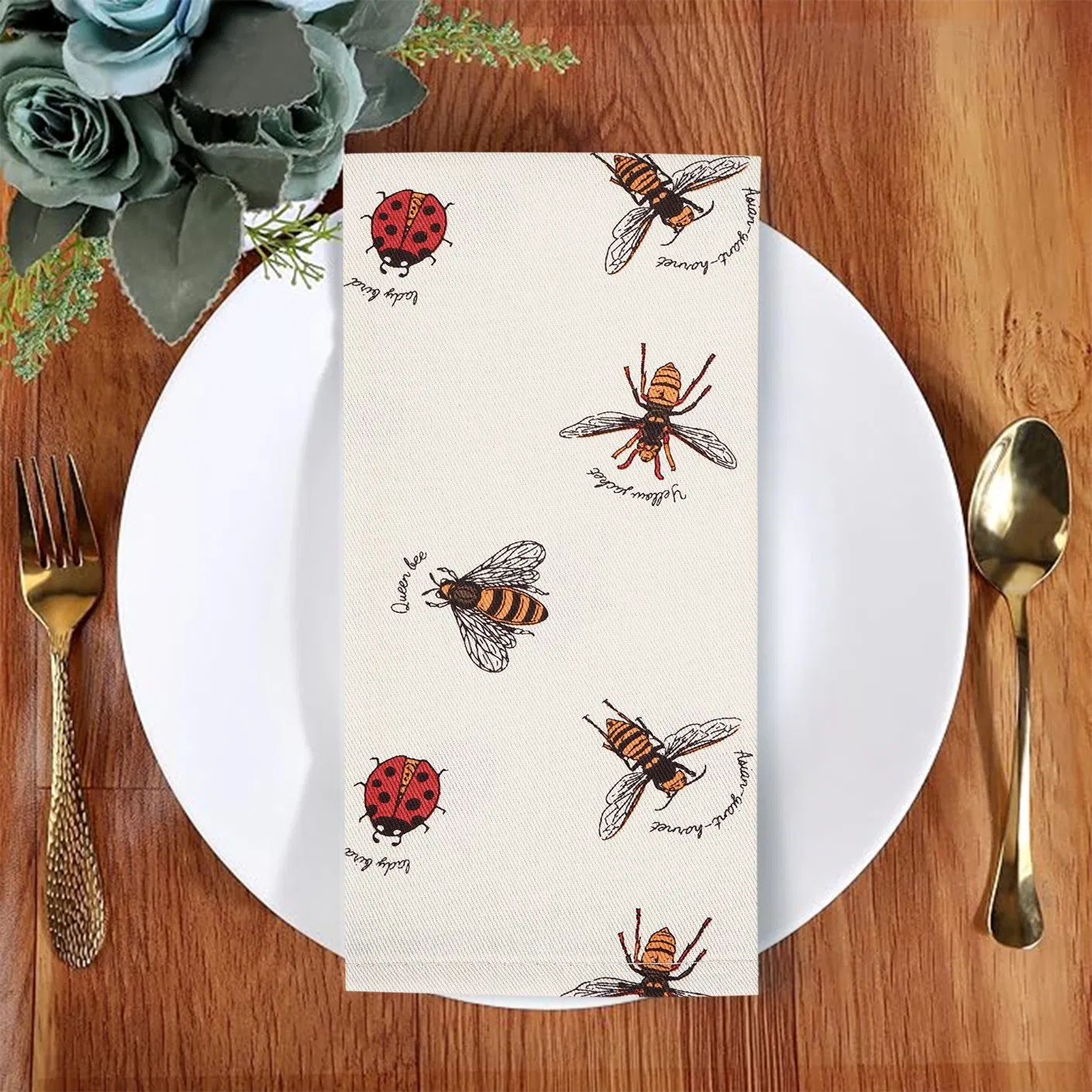 Customized Bee Napkin for Cotton Printed Dining Tables and Kitchens