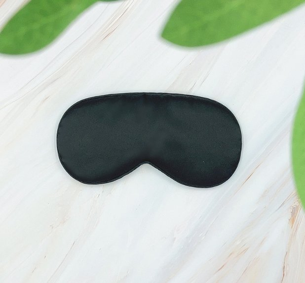 Light and Comfortable Eye Mask for Hotel and Plane Travel Mask