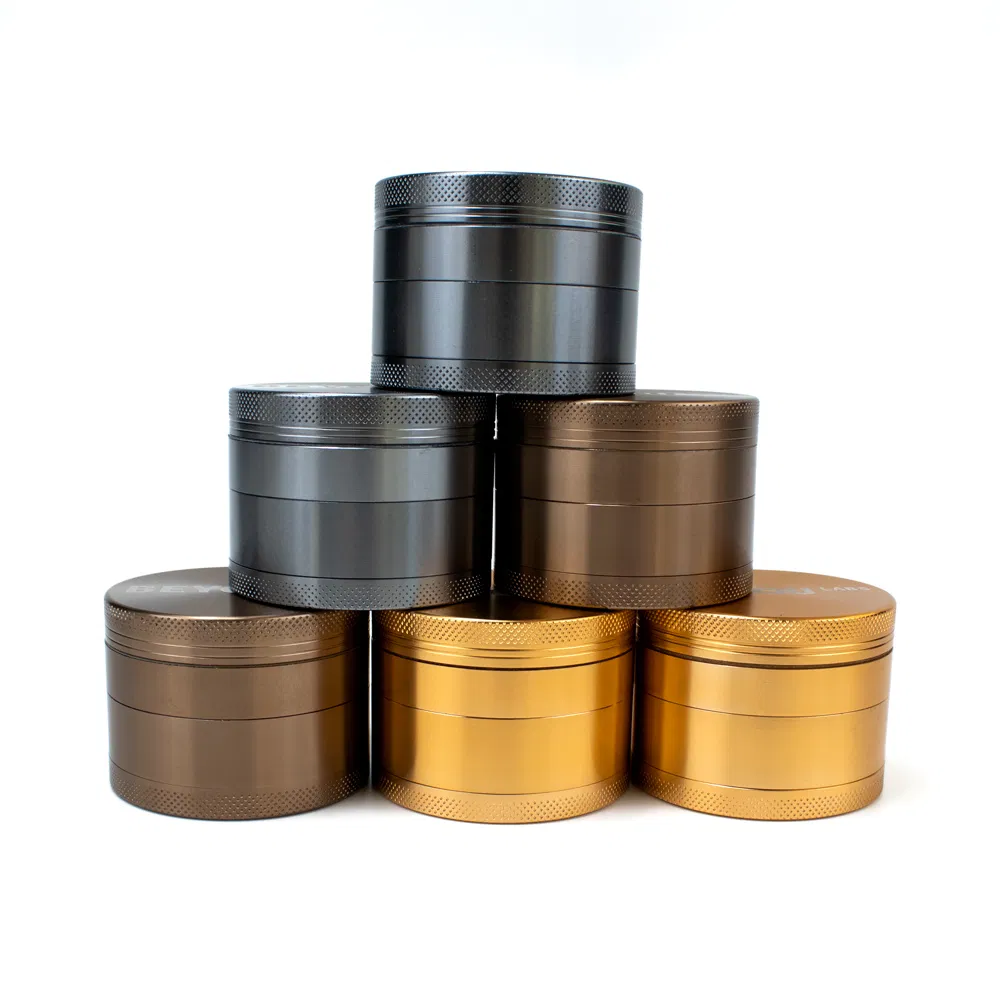 Unique Customized Grinder in Mixed Colors for Affordable Spice Grinding