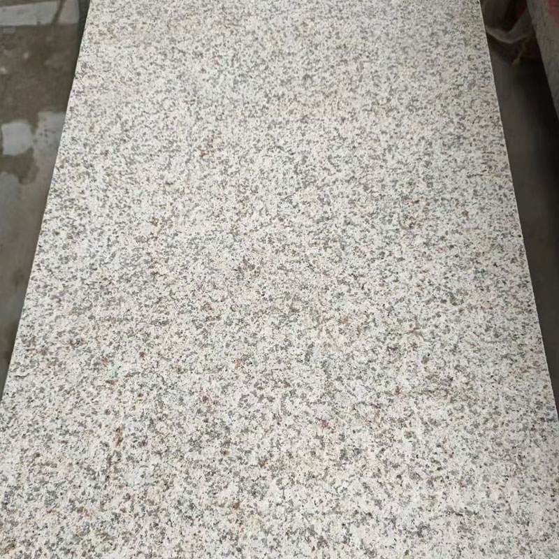 China Yellow Granite Stone Garden Floor Paving & Driveway Pavers