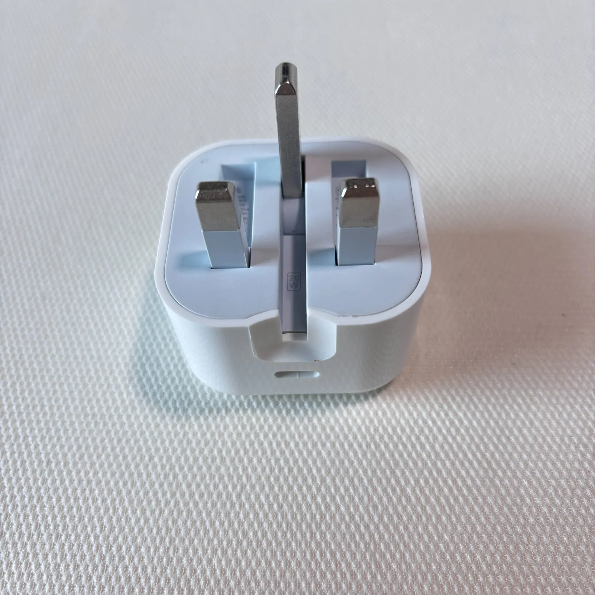 Top1 20W High - Quality Charger, with Comprehensive UK Three - Plug Configuration, Flexible and Convenient for Multi - Country Use, Excellent Safe Fast Charging