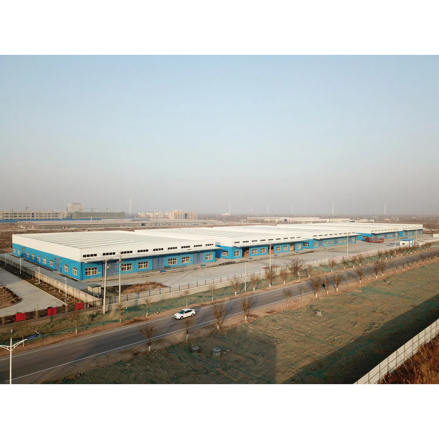 Portable Steel Workshop/Prefab Warehouse with Steel Structure