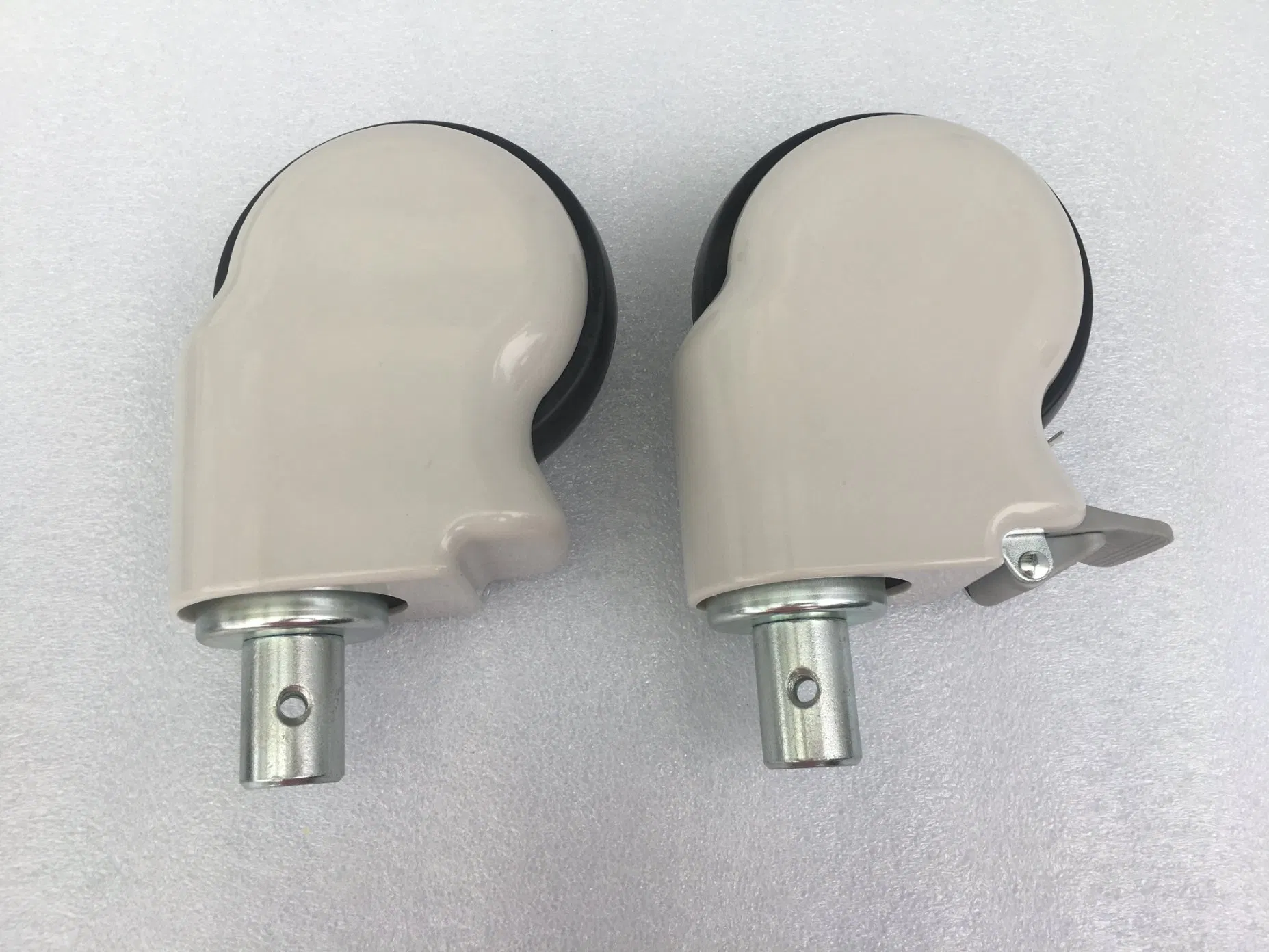 Bread Shaped Plate Bake Medical Caster