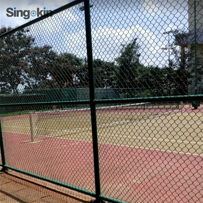 PVC Coated Diamond Mesh Chain Link Fence for Sports Ground Fencing