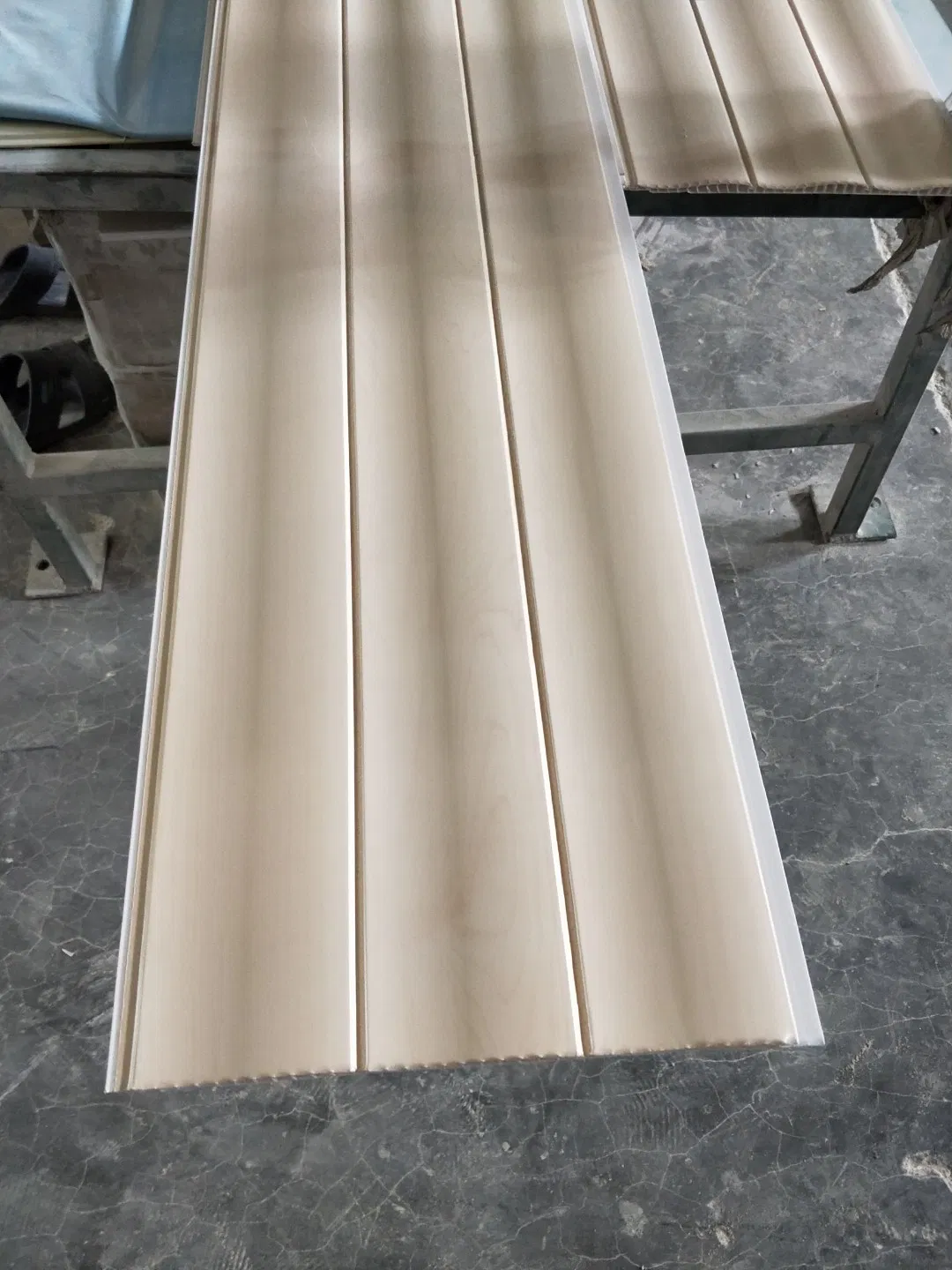 China Plastic Green Ceiling PVC Panels for Decoration Room