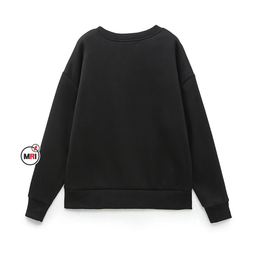 Свитшот женский свободный с вышивкой спущенное плечо