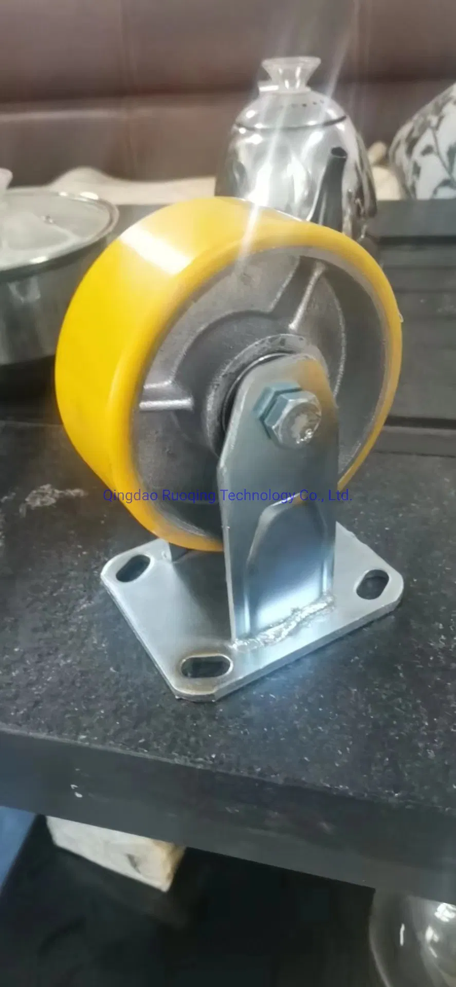 Тяжелый фиксированный поворотный ролик из полиуретана