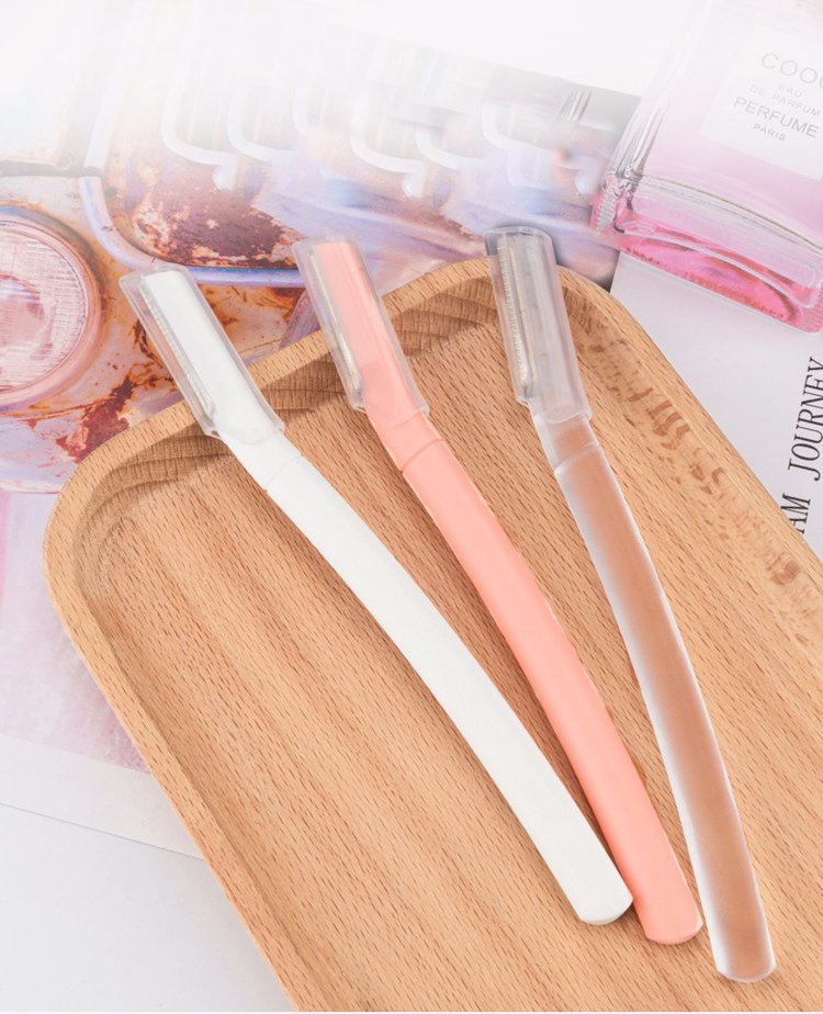High Quality Custom Eyebrow Shaping Tools Brow Razor Shaper Mini Plastic Facial Eyebrow Razor Trimmer