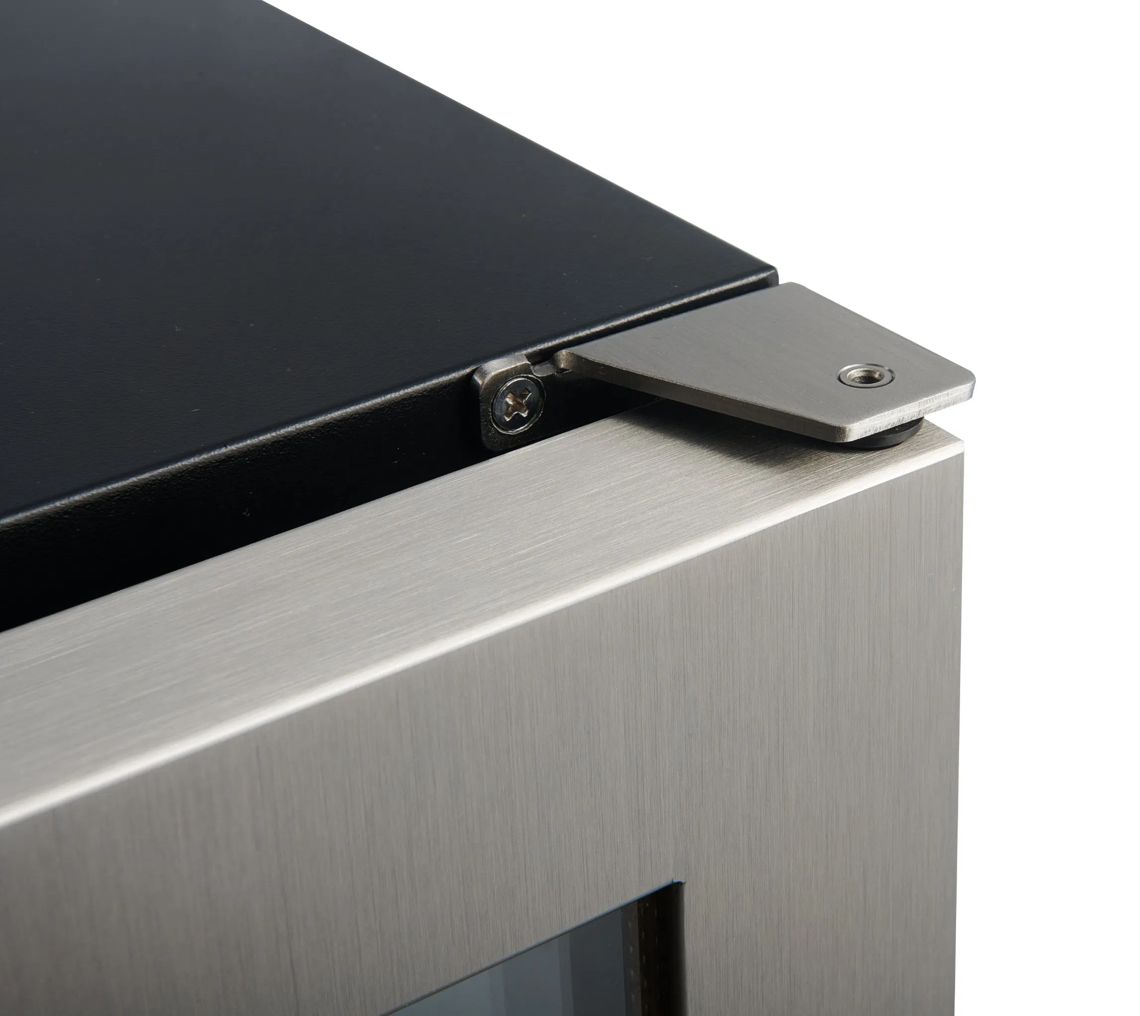 118L Built-in and Built Under Soild Single Door Freezer