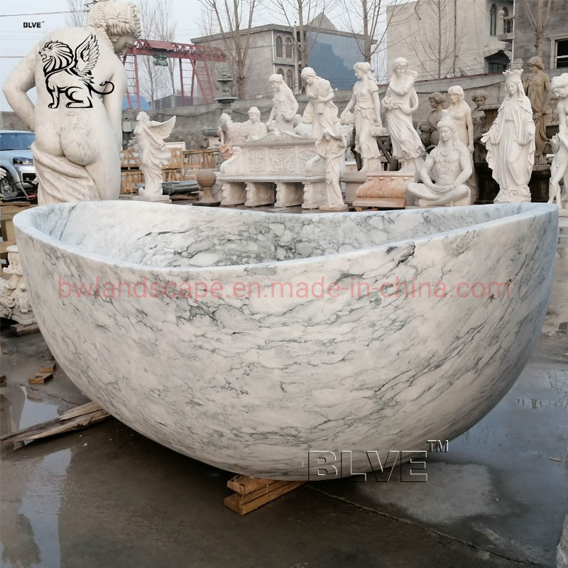 Большая отдельностоящая ванна из натурального мрамора Каррара