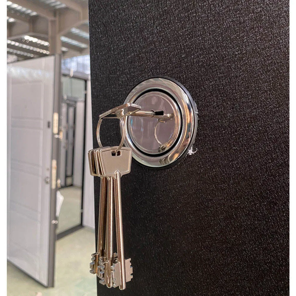 Противопожарная входная дверь с огнеупорным уплотнением