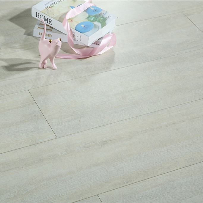 Wholesale Waterproof 12mm AC4 Wood Floor High Gloss Shiny Laminate Flooring