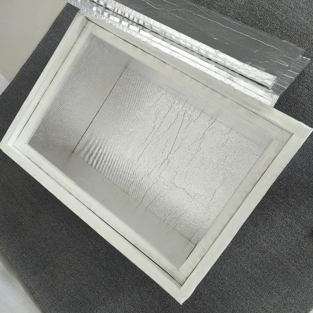 High Efficient Collapsible Reusable VIP Insulated Cooler Box for Temperature Sensitive Object