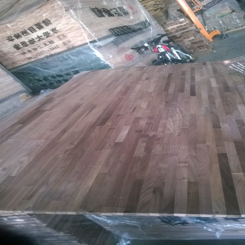 Quality Walnut Finger Joint Board/Laminated Board/Wood Board/Cutting Board