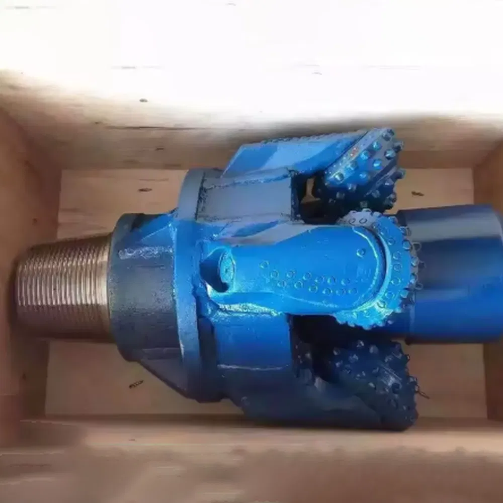 Трехшарошечный расширитель для трубопроводов