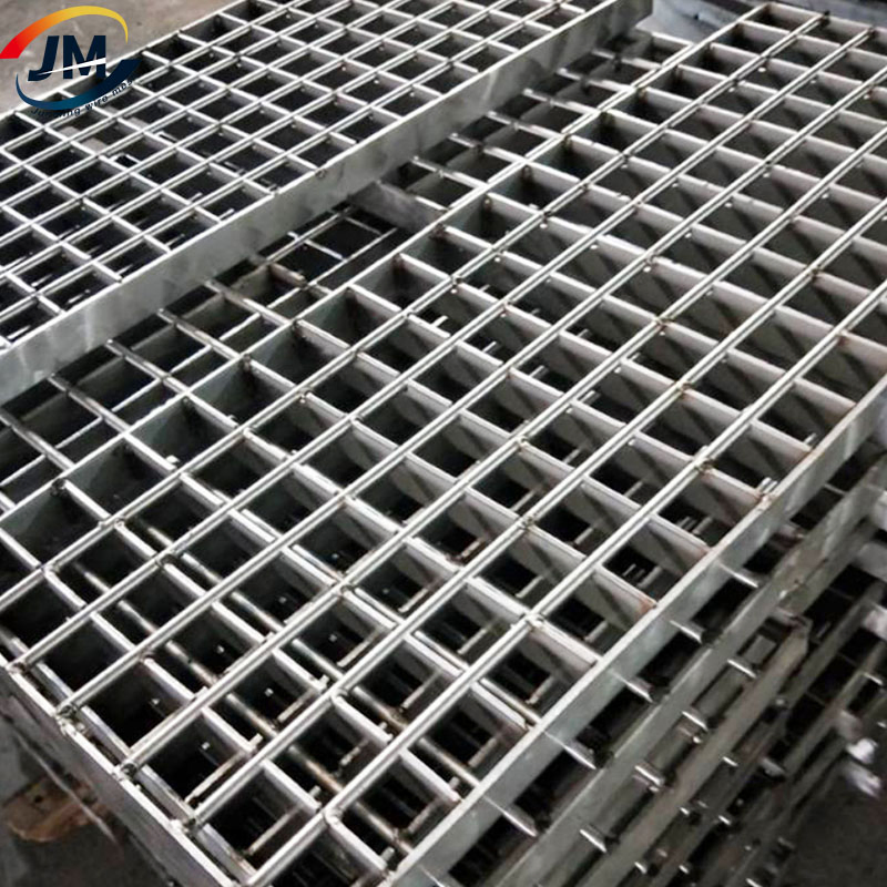 Galvanized Bar Grating Smooth Carbon Steel 19W4 Trim Banded Ends 3/16" Thickness