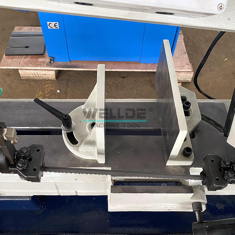 Ленточная пила 9 дюймов BS-916B