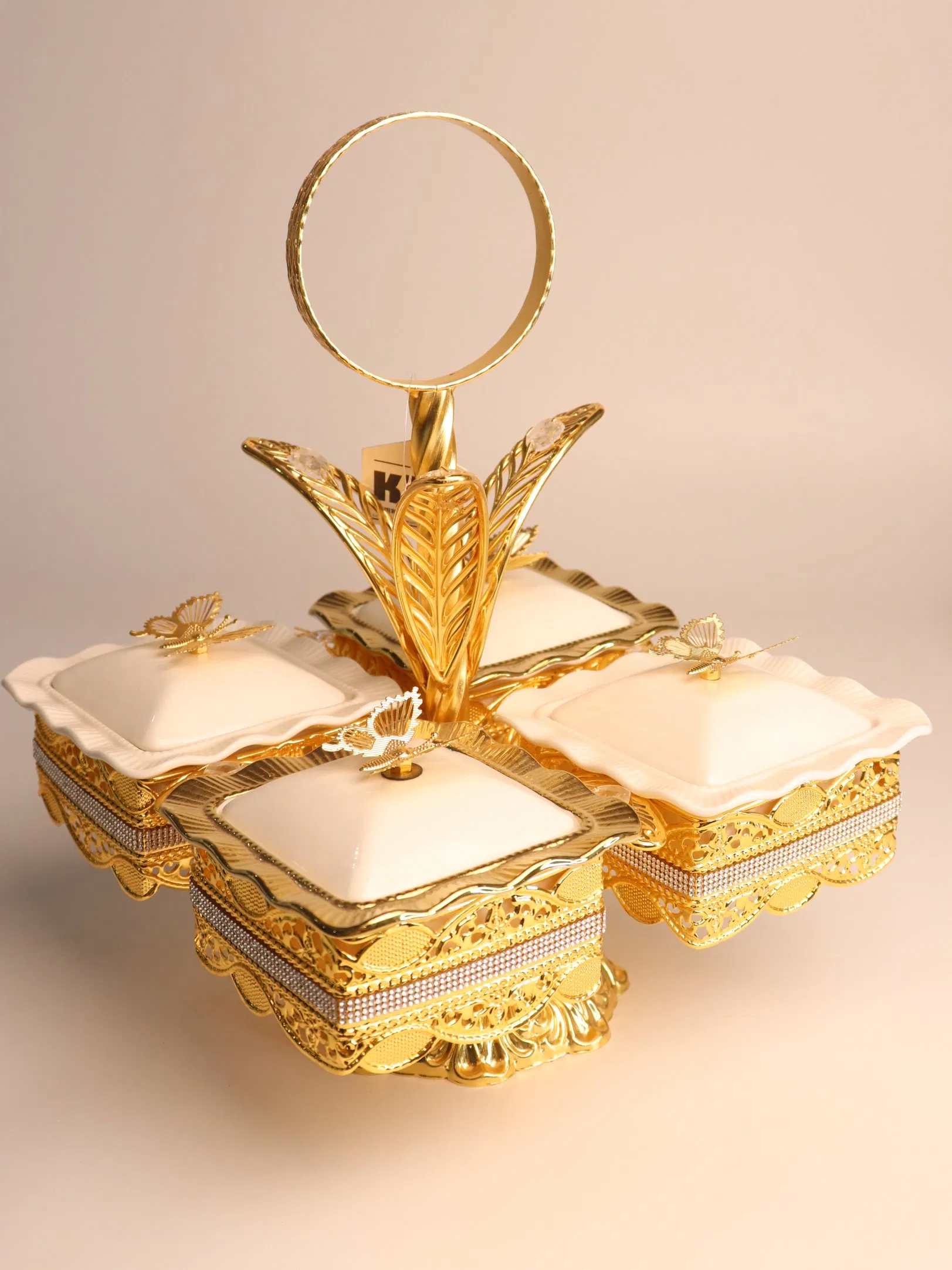 New High-End Gold-Plated Iron Strip with 4 Square Ceramic Bowls