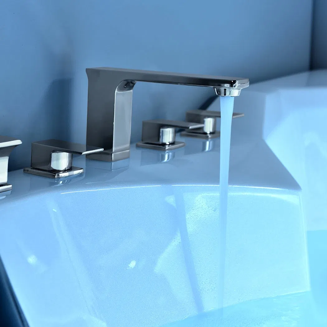 Угловая гидромассажная ванна для двоих с водопадом и ТВ