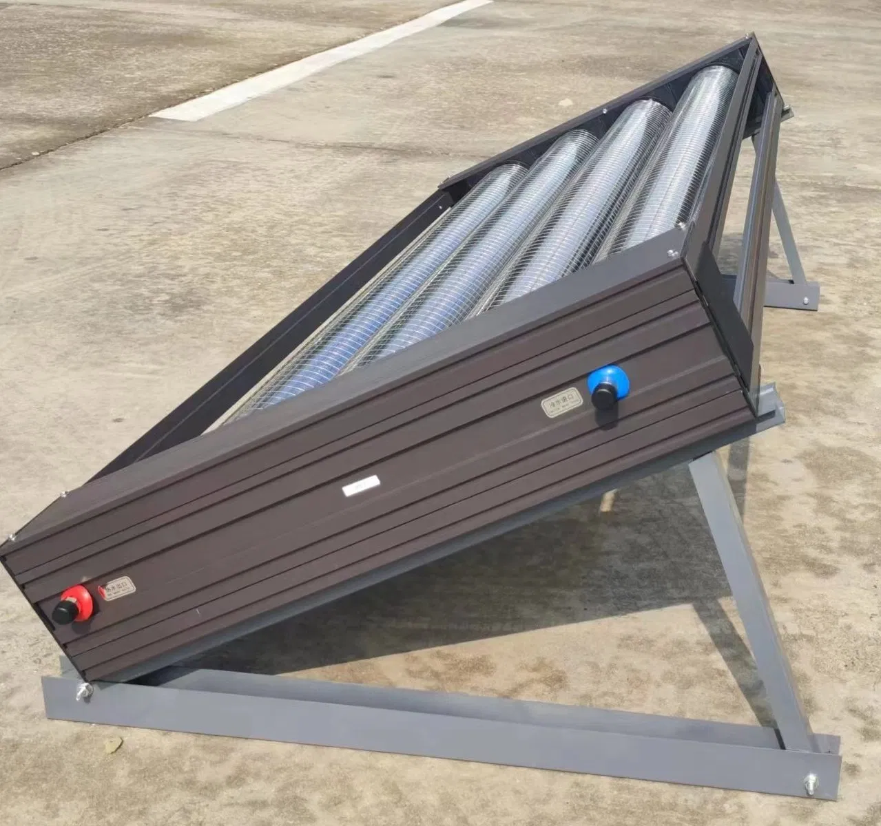 Солнечный водонагреватель LOPU с 6 вакуумными трубками