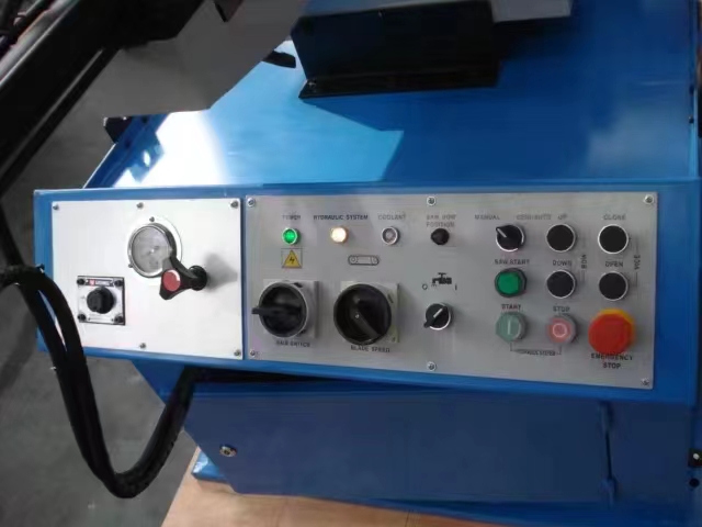 Ленточная пила по металлу торцовочная угловая BS-460G