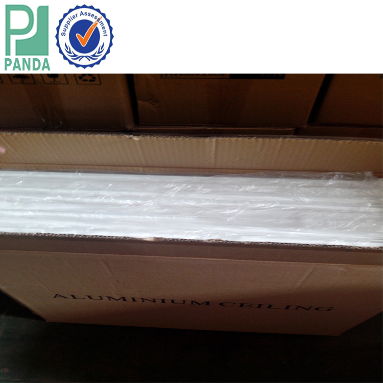 China Pop Outdoor Balcony Wood Grain Aluminum Roof False Ceiling Panels System