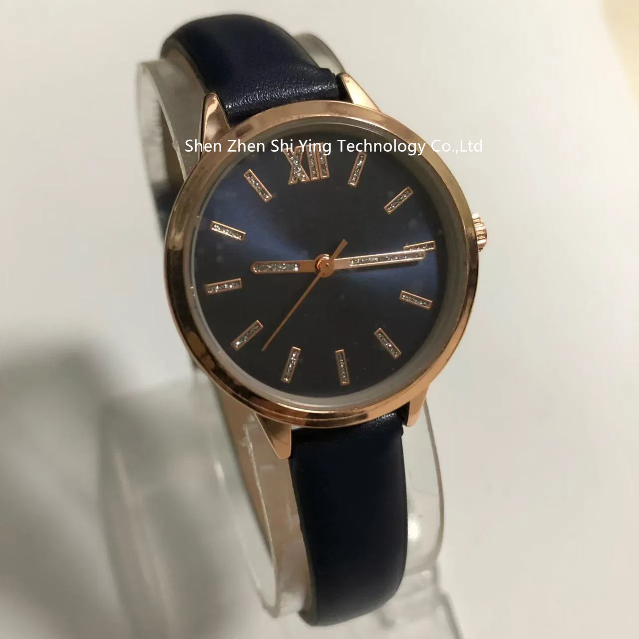 Analog Lady Fashion Elegant Wrist Watch with Small Leather Strap