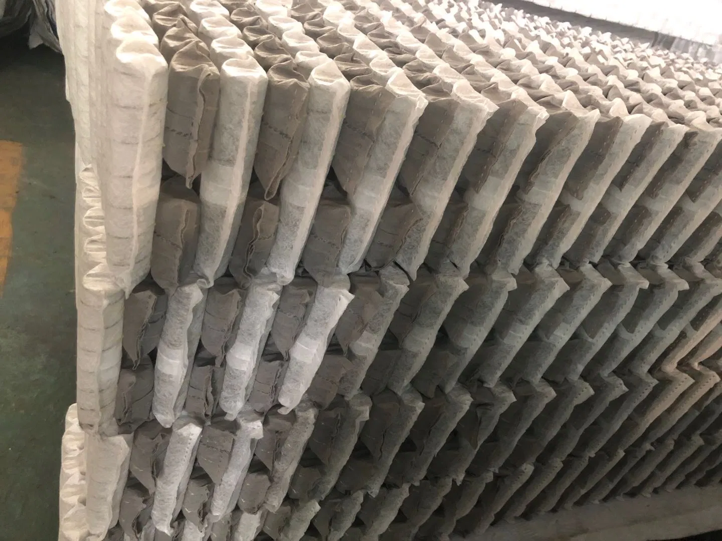 High Carbon Steel Wire Non-Woven Fabric Pocket Spring Compression Springs for Mattress/Sofa