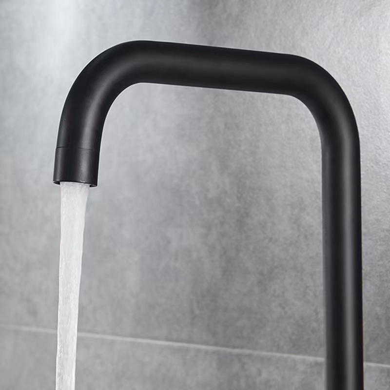 Deck Mounted Hot and Cold Single Handle Sink Stainless Steel Water Mixer Tap Black Gold Kitchen Faucets