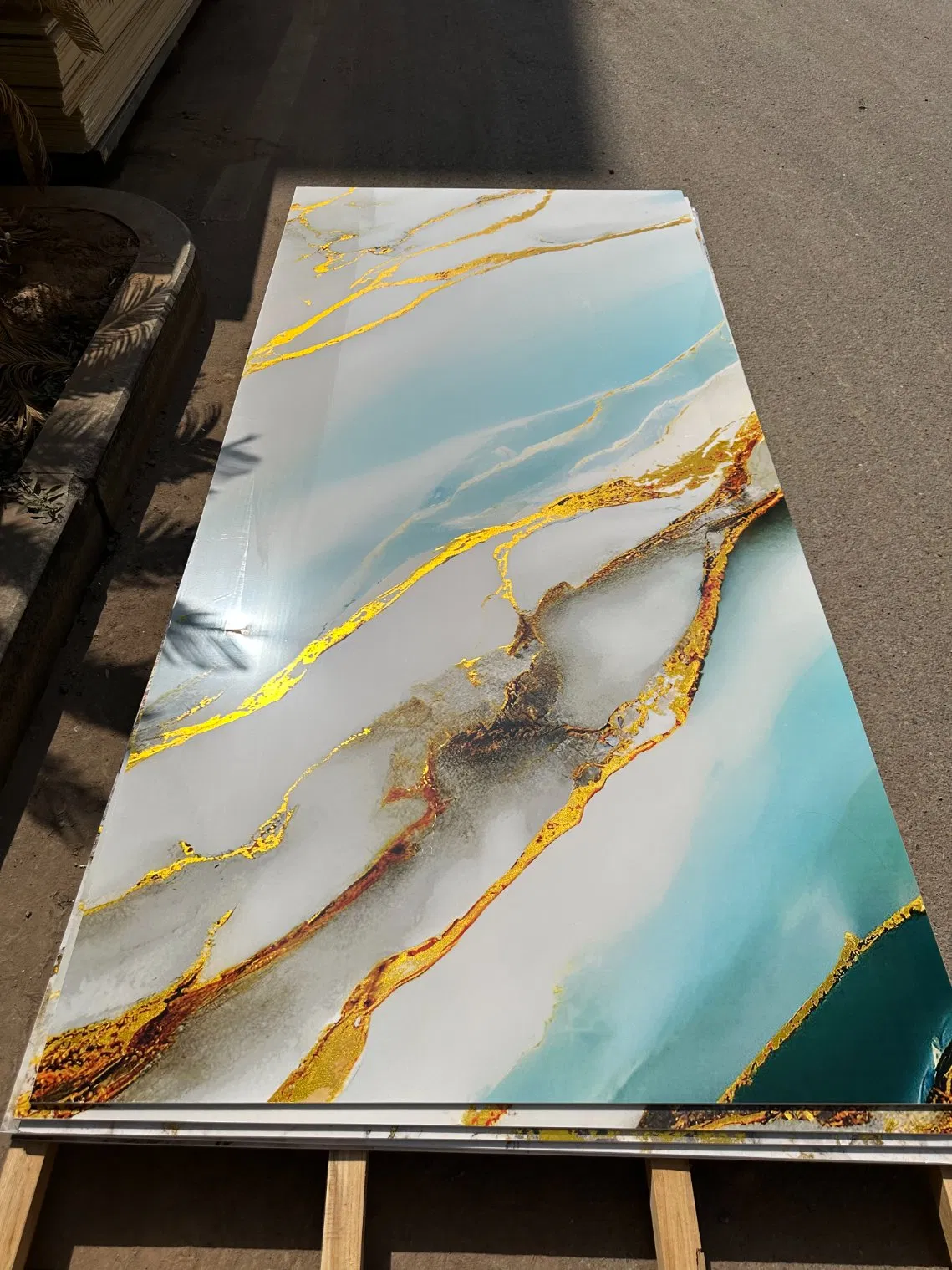 High Glossy Wood Veneer White Laminated 3D UV Board