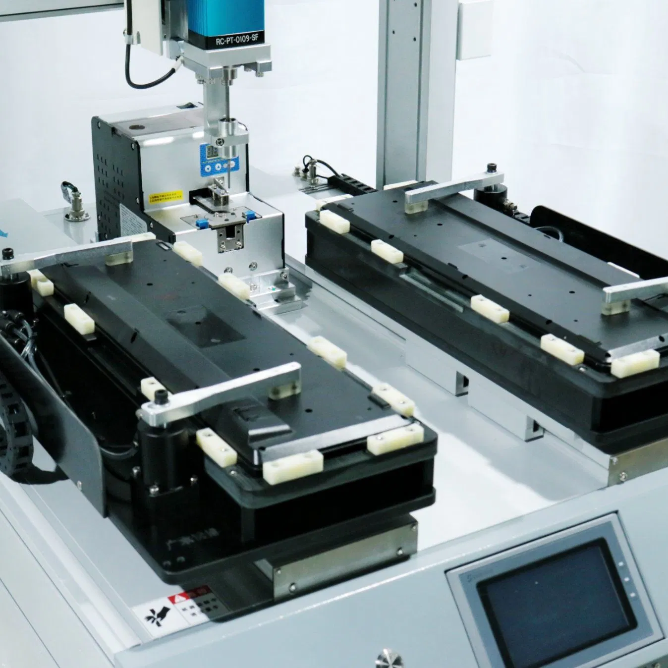 Профессиональный автоматический шуруповерт RA