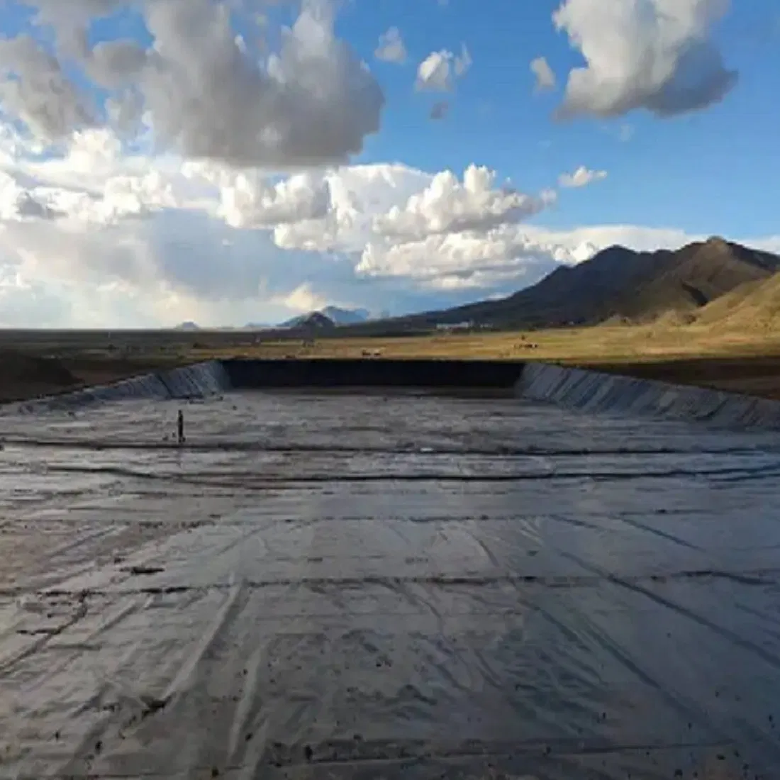 Custom Waterproof PVC Geomembrane for Mining and Fish Pond Engineering Projects