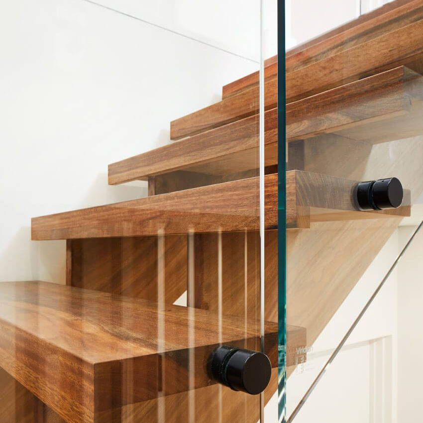Secure Glass Fixing Hardware for Stylish Stairways and Contemporary Guardrail Designs