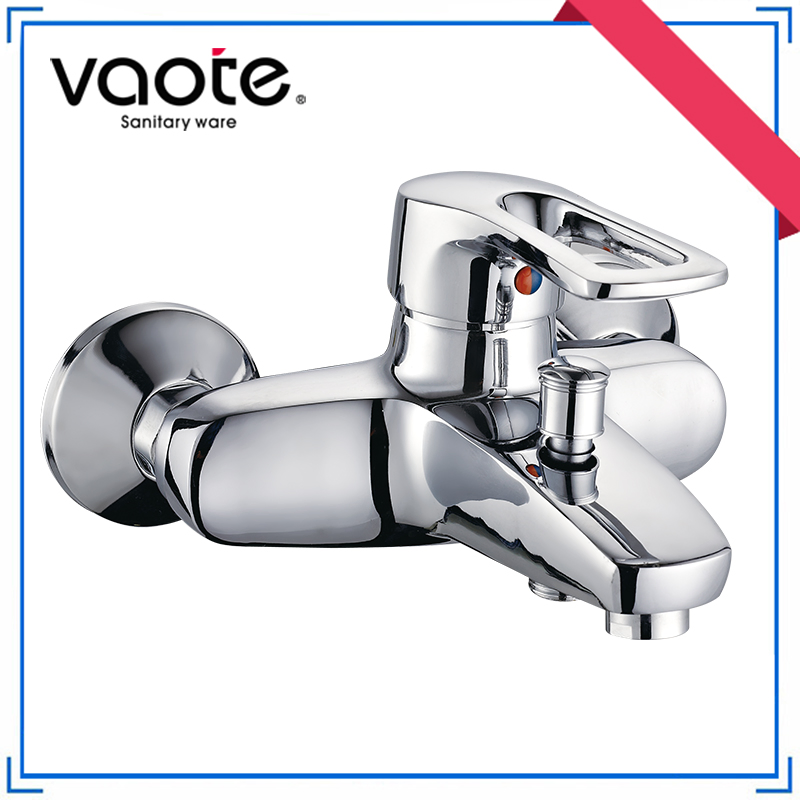 Смеситель для ванны однорычажный латунный VT11801