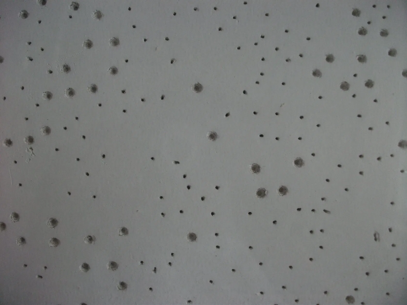 Durable Mineral Fiber Acoustic Ceiling Tiles for Commercial Spaces. Eco-Friendly Mineral Fiber Acoustic Ceiling Panels for Noise Reduction