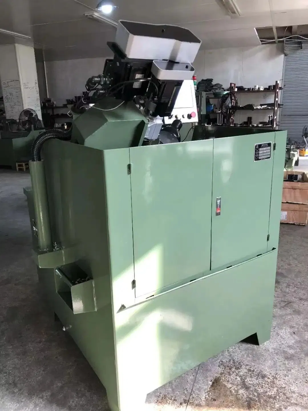 Анкерный болт с гайкой и шайбой, оцинкованный