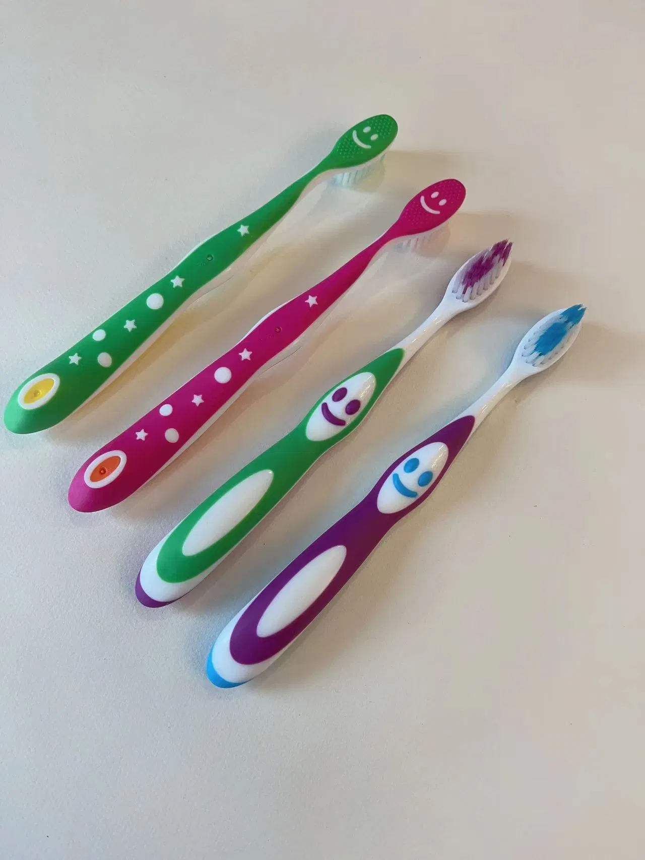 Soft Bristles DuPont Tynex Bristles Soft Rubber Handle Kids Toothbrush