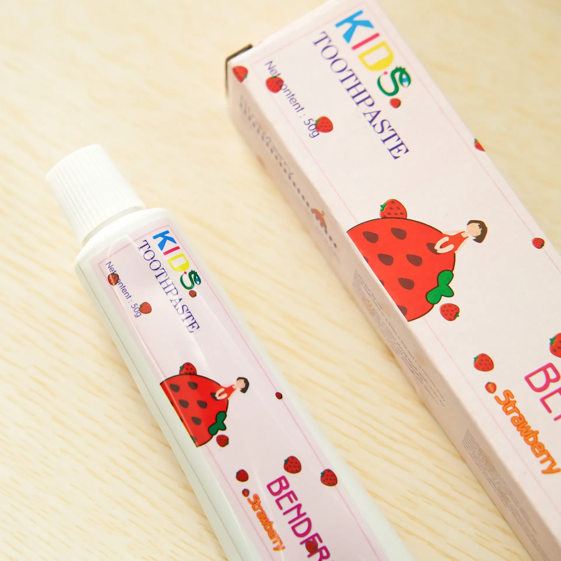 Whitening Toothpaste with Private Logo Options and ISO9001 Certification