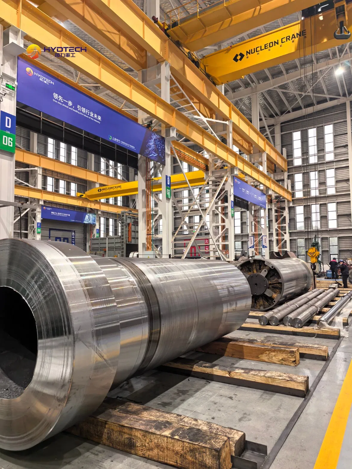 Гидравлический цилиндр 2000т для пресса