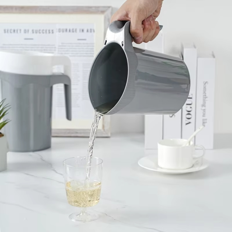 Custom Logo Color Size Modern Design Non-Flammable Plastic Milk Jug Pitcher for Lucky Saint Madri Excepcional Mcewan's