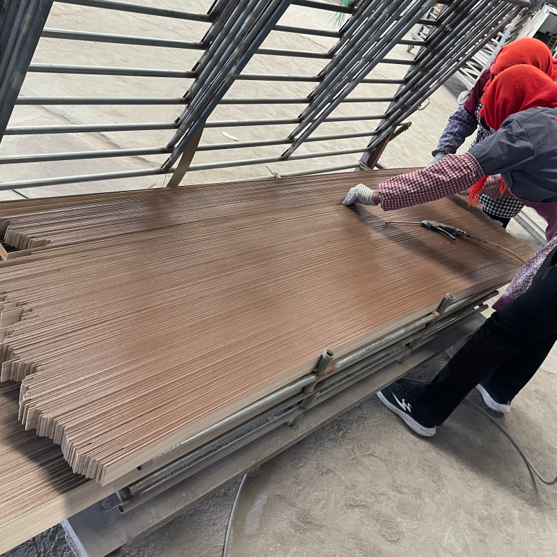 Eco-Friendly Wood Blinds: Strong and Tough with Natural Aesthetic Appeal