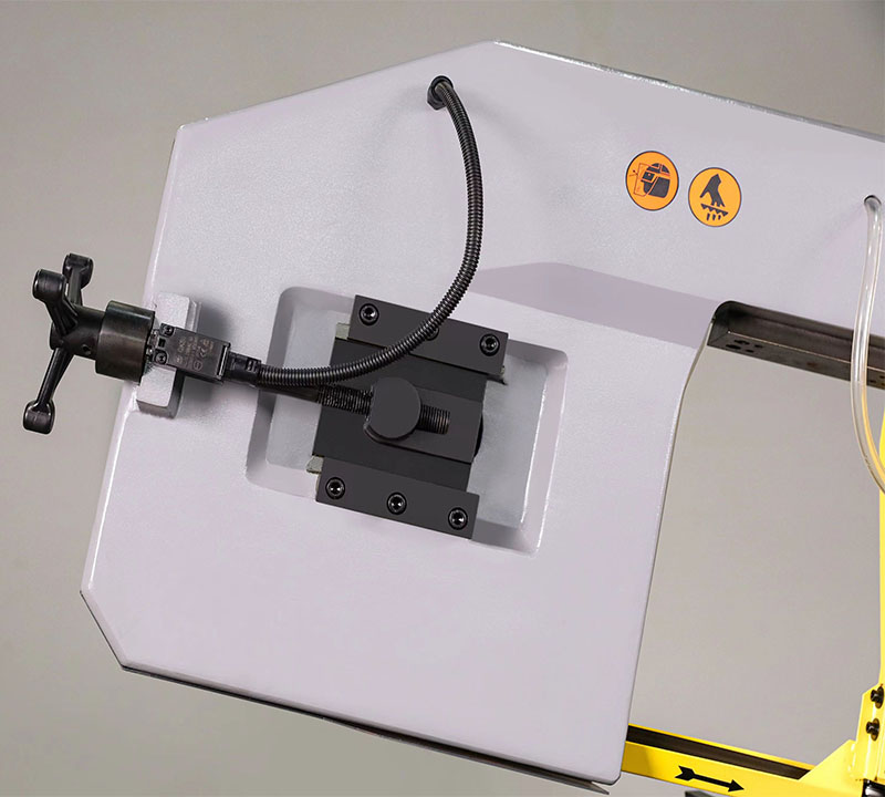 Станок ленточнопильный угловой резки BS-460G