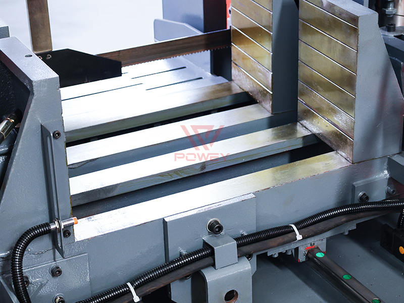 Станок ленточнопильный горизонтальный автоматический по металлу GSK4250