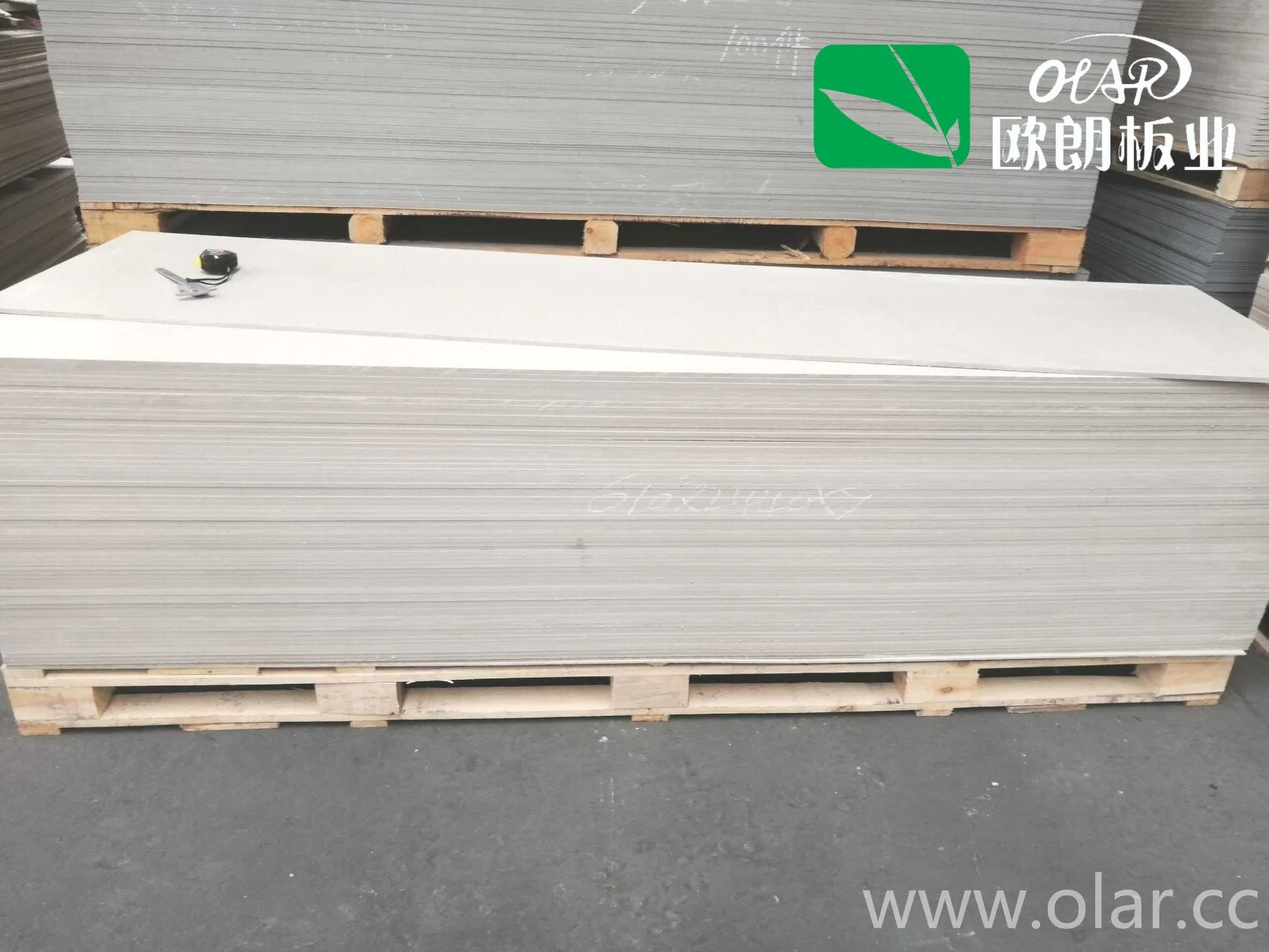 Fire Resistant Natural Wood Fiber Cement Board for Building Material Wall Panel
