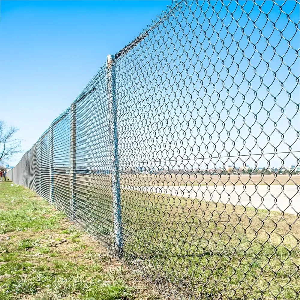 Quality Hooked Wire Netting for Athletic Field Fencing Galvanized/PVC Coating Steel Chain Link Fencing Cyclone Fence Hurricane Fence or Diamond Mesh Fencing